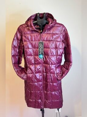 Aventure Ladies' 3/4 Length Puffer Jacket Purple Medium NWT
